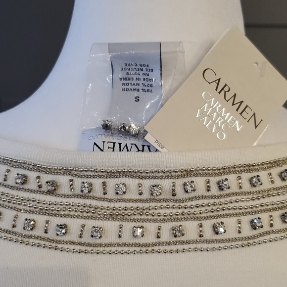 NWT Carmen Marc Valvo Designer  Sweater - Picture 3 of 9